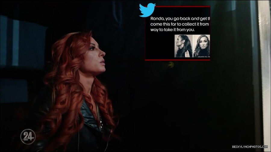 Becky_Lynch_-_The_Man_mp4_002640300.jpg