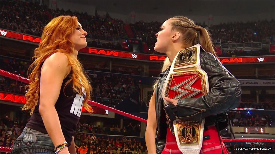 Becky_Lynch_-_The_Man_mp4_002662700.jpg