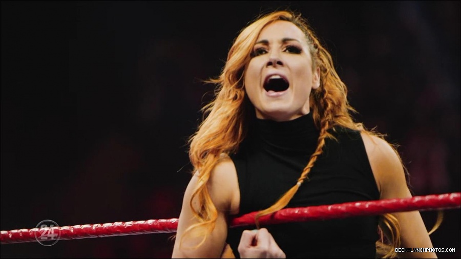 Becky_Lynch_-_The_Man_mp4_002733500.jpg