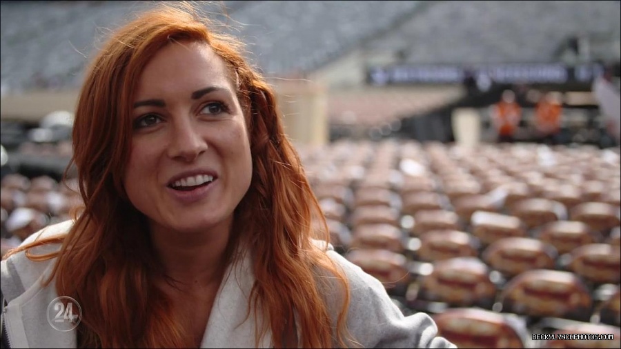 Becky_Lynch_-_The_Man_mp4_002833200.jpg