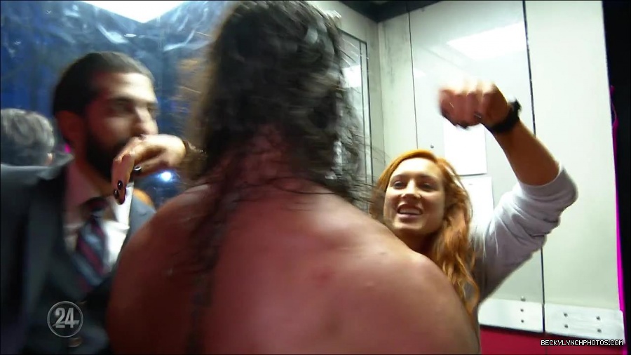 Becky_Lynch_-_The_Man_mp4_002921200.jpg