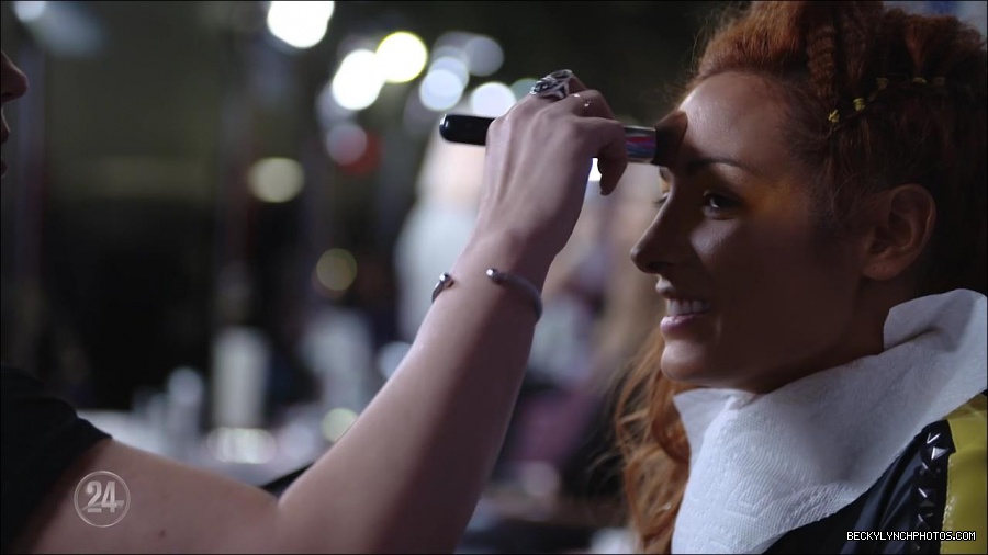 Becky_Lynch_-_The_Man_mp4_002949033.jpg