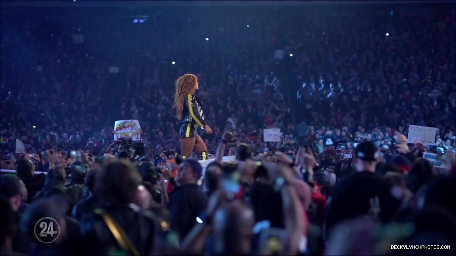 Becky_Lynch_-_The_Man_mp4_003114233.jpg