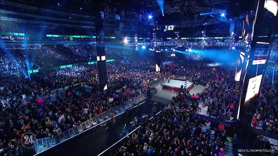 Becky_Lynch_-_The_Man_mp4_003125033.jpg