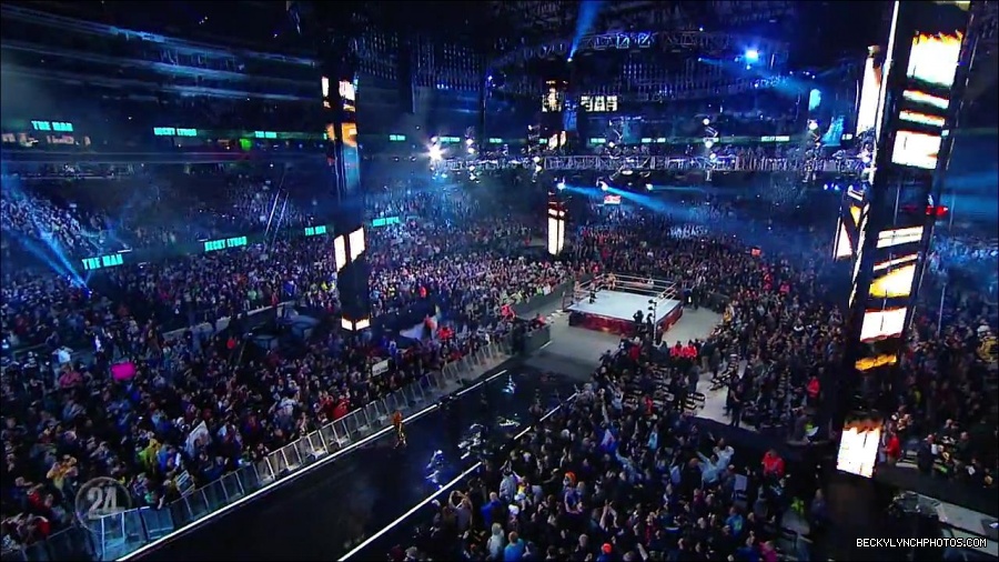 Becky_Lynch_-_The_Man_mp4_003125433.jpg