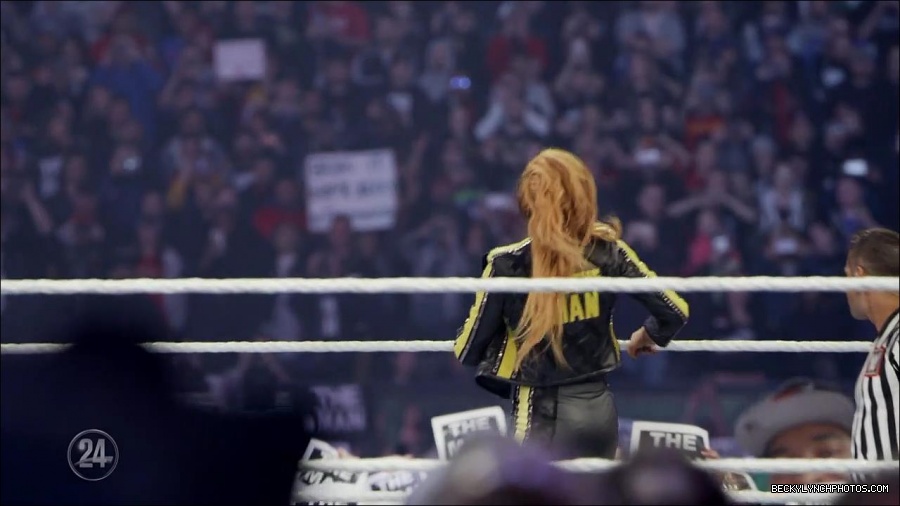 Becky_Lynch_-_The_Man_mp4_003133833.jpg