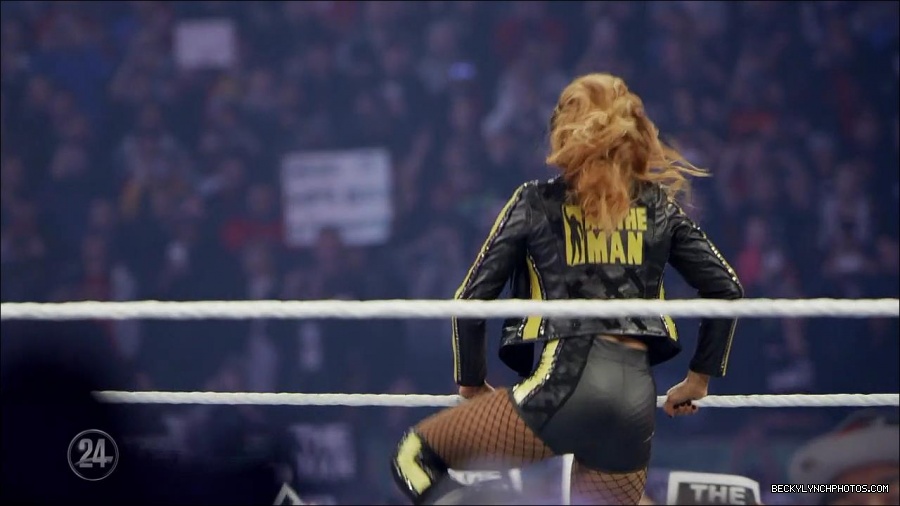 Becky_Lynch_-_The_Man_mp4_003134233.jpg