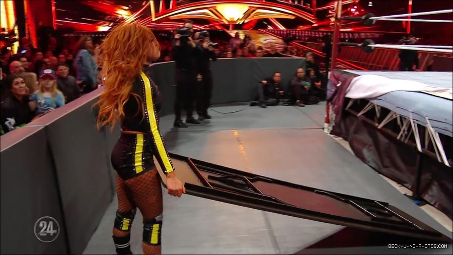 Becky_Lynch_-_The_Man_mp4_003283733.jpg