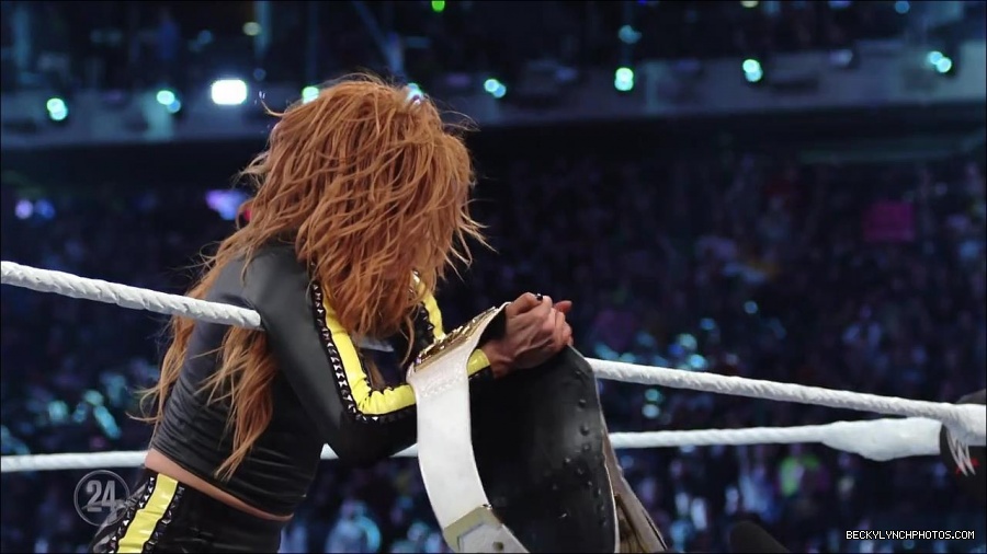 Becky_Lynch_-_The_Man_mp4_003366533.jpg