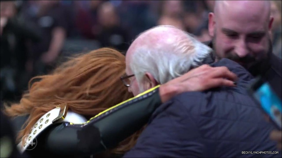 Becky_Lynch_-_The_Man_mp4_003387333.jpg
