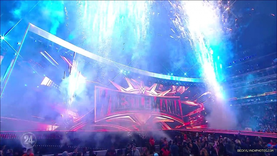 Becky_Lynch_-_The_Man_mp4_003392533.jpg