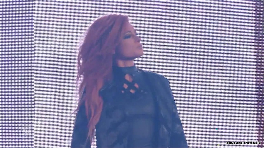 Becky_Lynch_-_The_Man_mp4_003407300.jpg