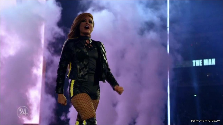 Becky_Lynch_-_The_Man_mp4_003413700.jpg