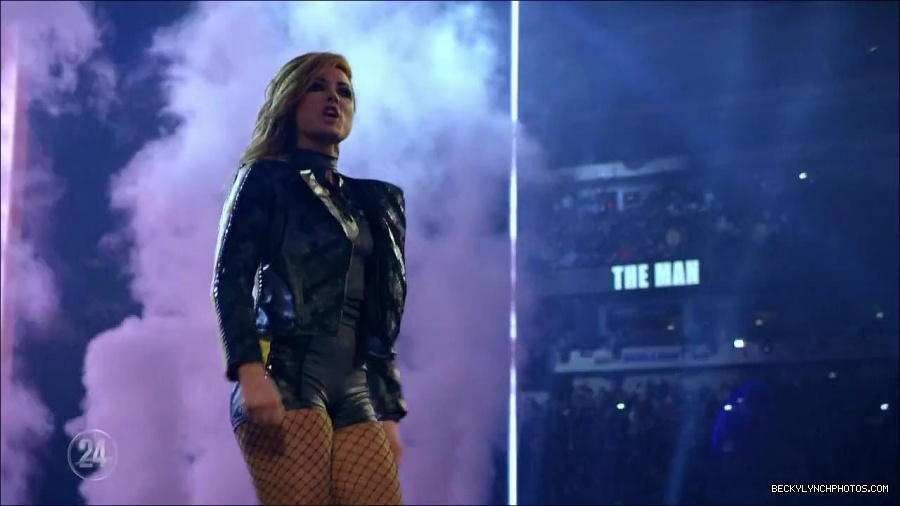 Becky_Lynch_-_The_Man_mp4_003414100.jpg
