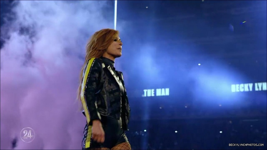 Becky_Lynch_-_The_Man_mp4_003414500.jpg