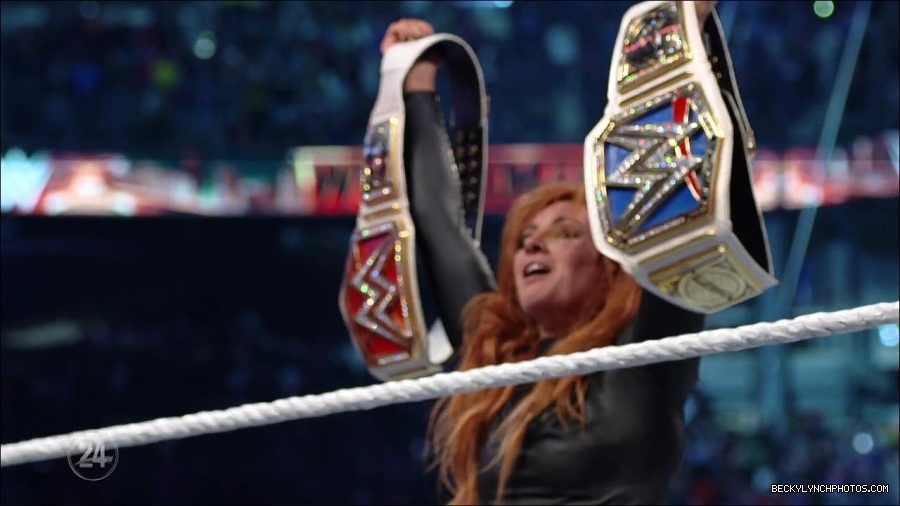 Becky_Lynch_-_The_Man_mp4_003427300.jpg