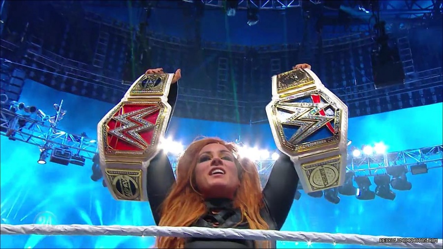 Becky_Lynch_-_The_Man_mp4_003440100.jpg
