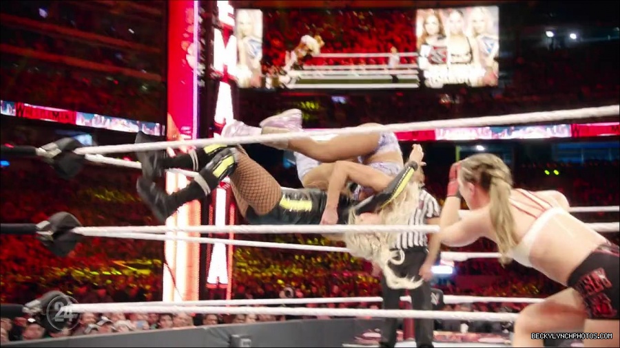 Becky_Lynch_-_The_Man_mp4_003443700.jpg