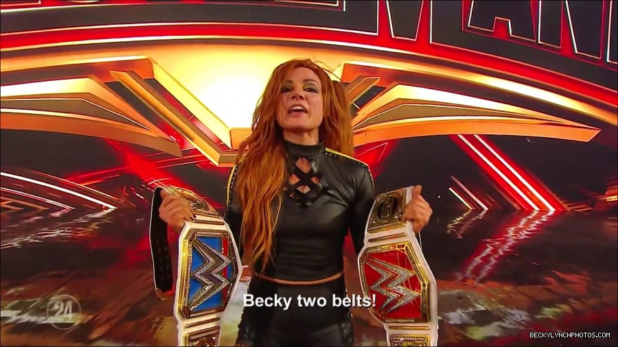 Becky_Lynch_-_The_Man_mp4_003481300.jpg