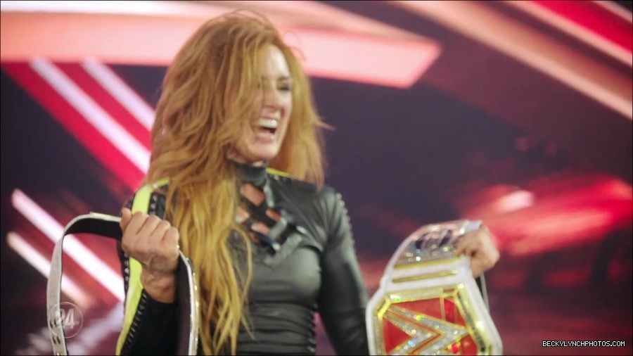 Becky_Lynch_-_The_Man_mp4_003484100.jpg