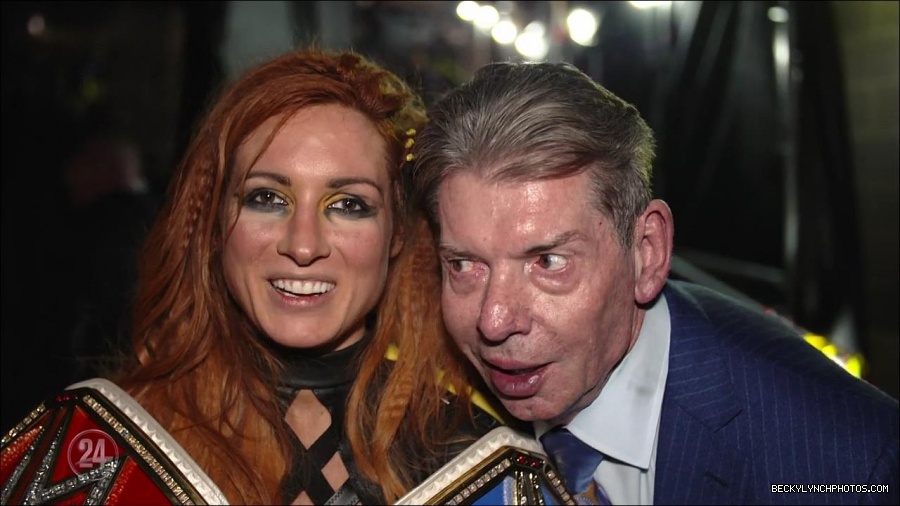 Becky_Lynch_-_The_Man_mp4_003491300.jpg