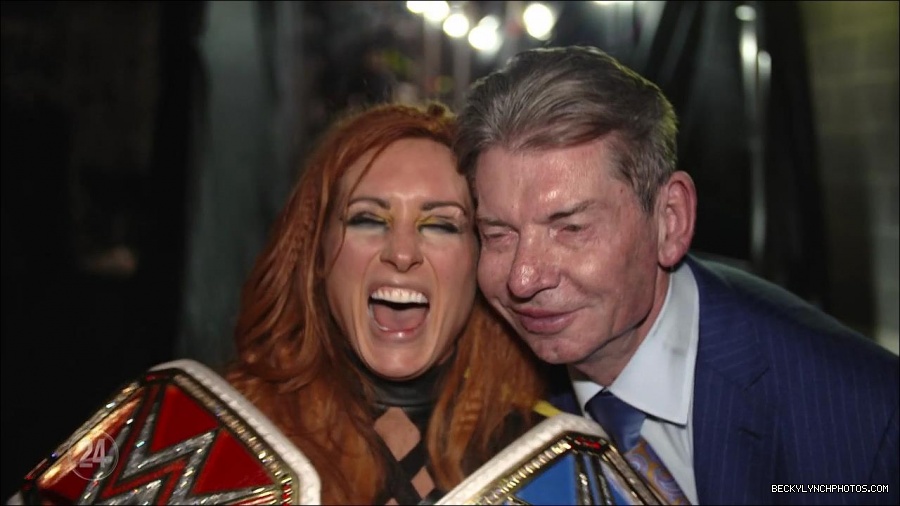 Becky_Lynch_-_The_Man_mp4_003495300.jpg