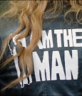 Becky_Lynch_-_The_Man_mp4_000077700.jpg