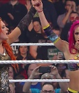 Becky_Lynch_-_The_Man_mp4_000770966.jpg