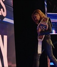 Becky_Lynch_-_The_Man_mp4_001926900.jpg
