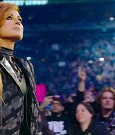 Becky_Lynch_-_The_Man_mp4_003119833.jpg