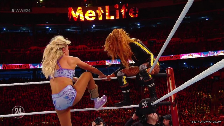 WresleMania_New_York_mp4_002895033.jpg
