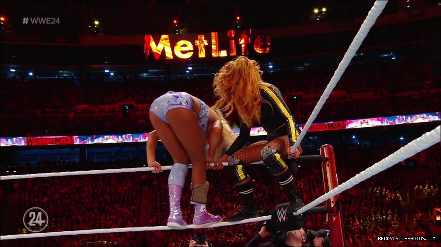 WresleMania_New_York_mp4_002895833.jpg