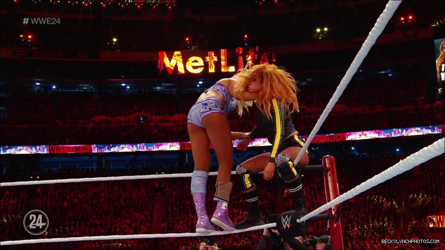 WresleMania_New_York_mp4_002898233.jpg
