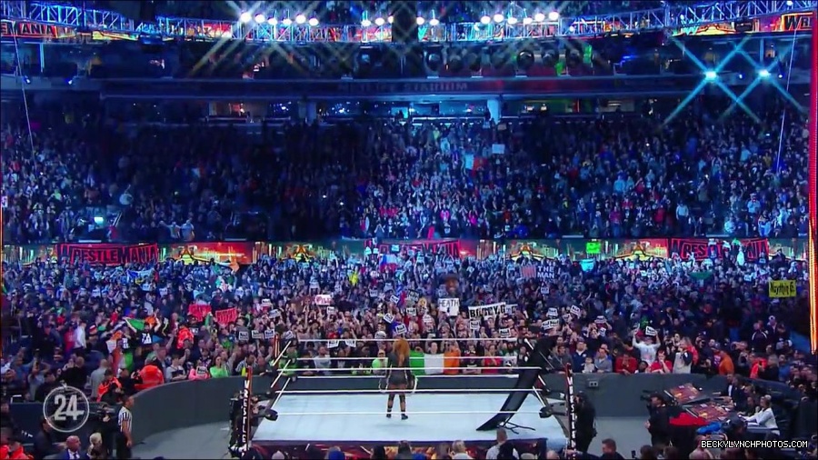 WresleMania_New_York_mp4_003021433.jpg