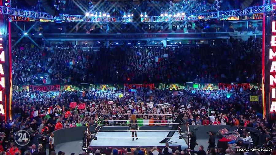 WresleMania_New_York_mp4_003022233.jpg