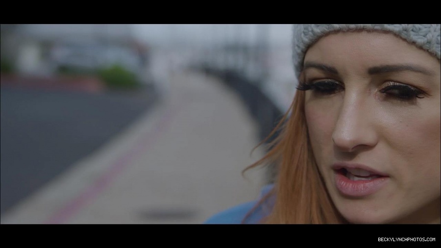 Becky_Lynch_mp4_000027400.jpg