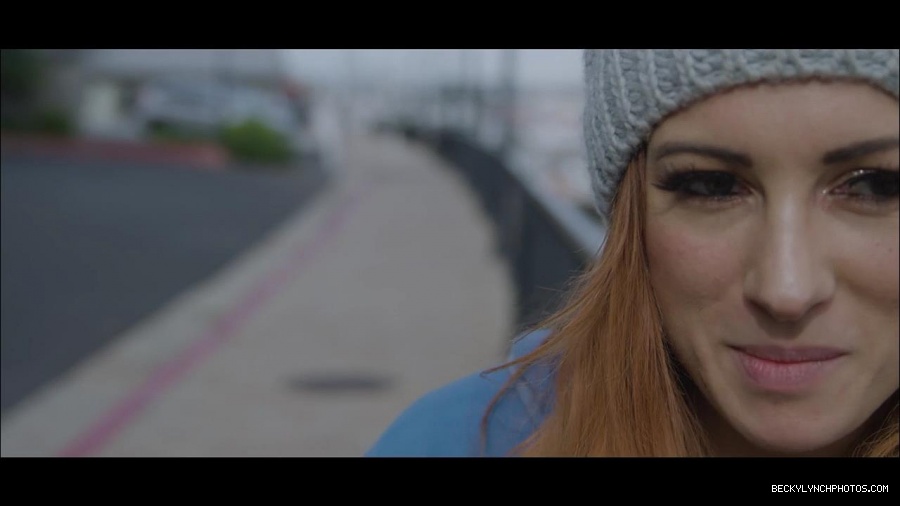 Becky_Lynch_mp4_000036200.jpg