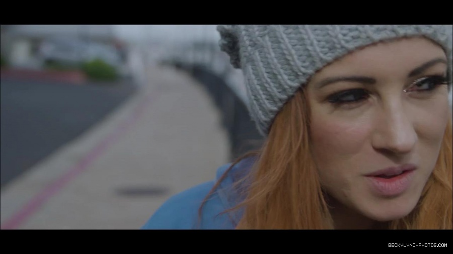 Becky_Lynch_mp4_000037400.jpg