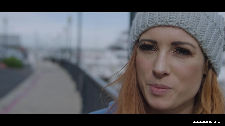 Becky_Lynch_mp4_000056600.jpg