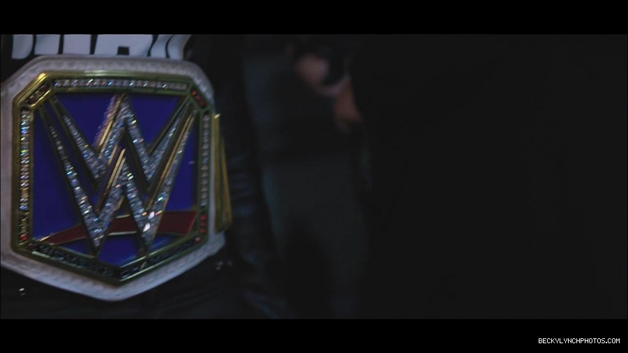 Becky_Lynch_mp4_000152633.jpg