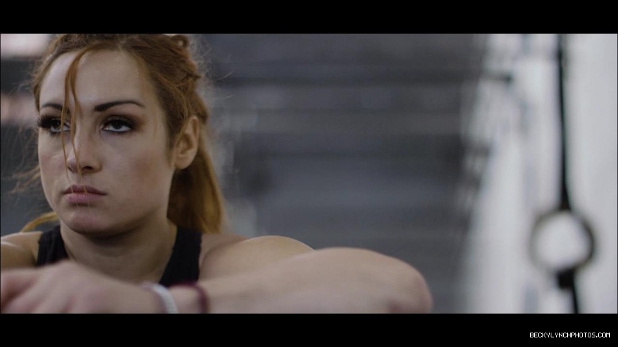 Becky_Lynch_mp4_000628100.jpg