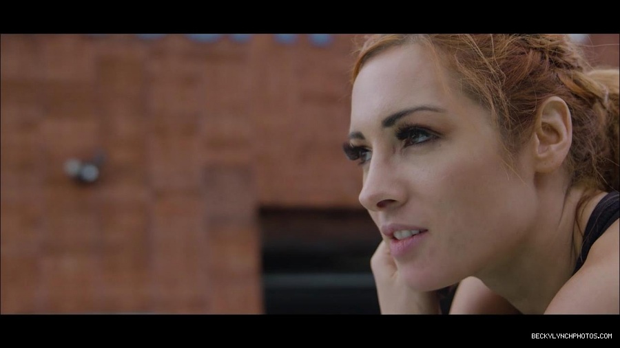 Becky_Lynch_mp4_000630500.jpg