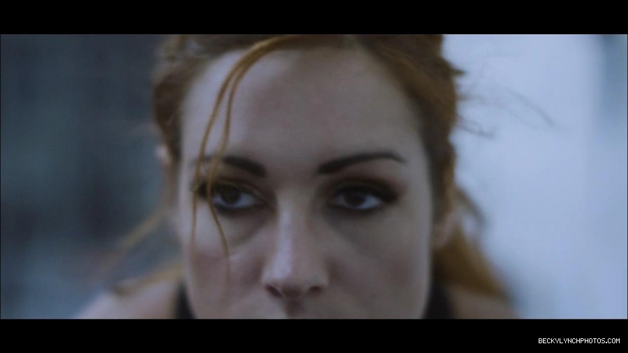 Becky_Lynch_mp4_000636900.jpg