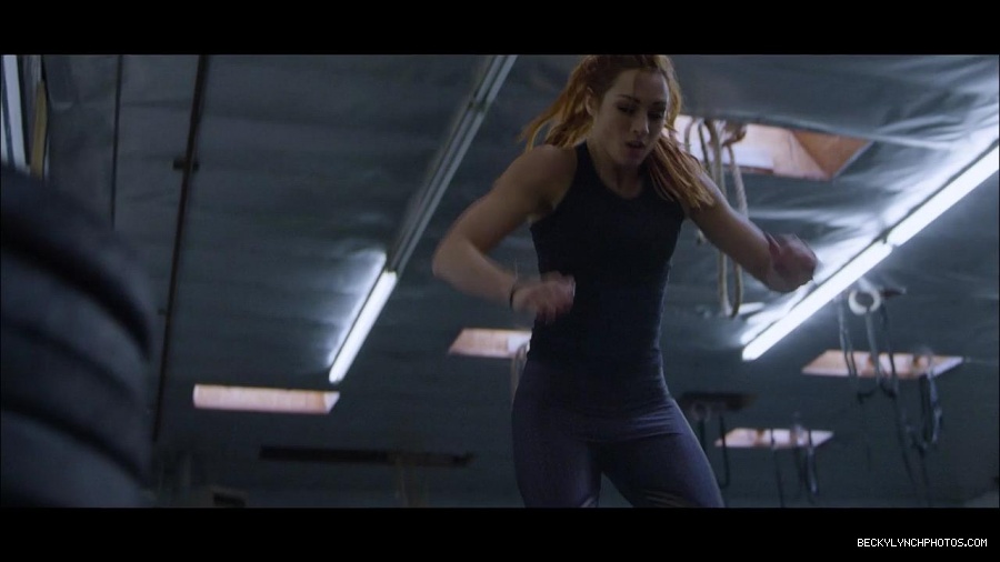 Becky_Lynch_mp4_000650100.jpg