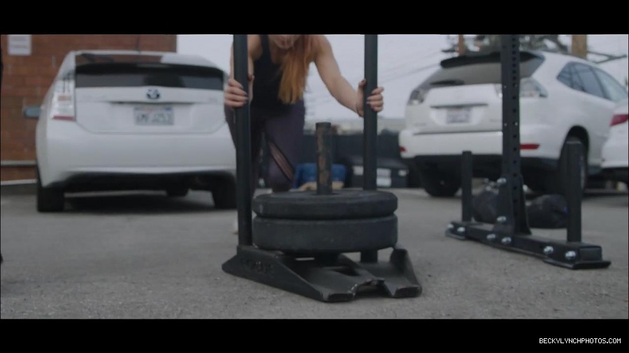 Becky_Lynch_mp4_000690500.jpg