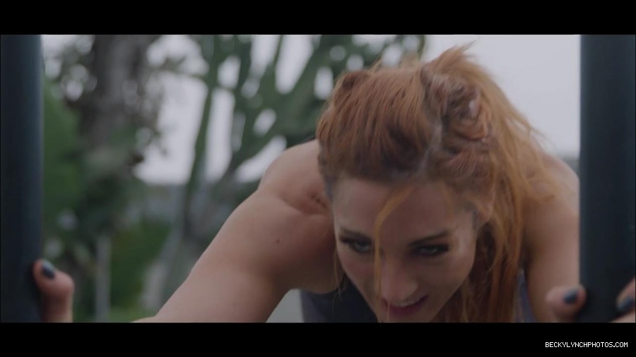 Becky_Lynch_mp4_000705300.jpg