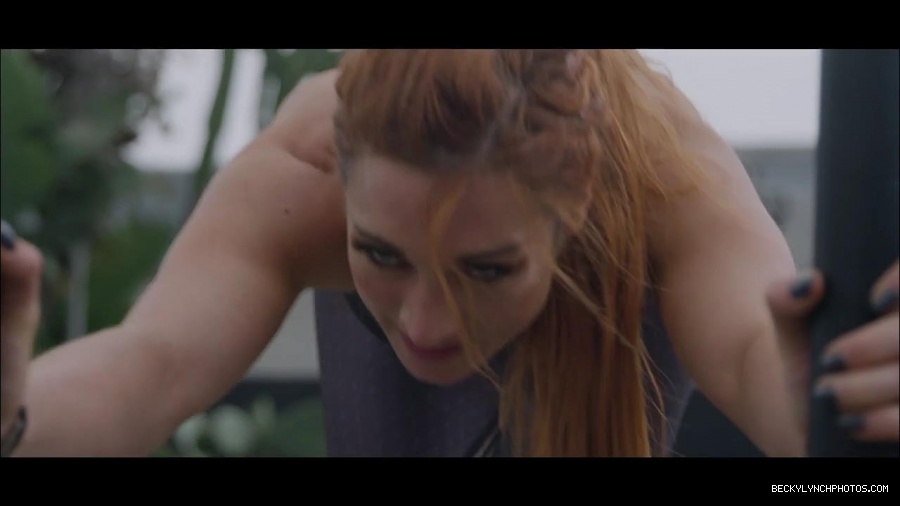 Becky_Lynch_mp4_000705700.jpg