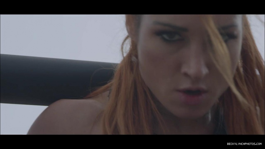 Becky_Lynch_mp4_000727300.jpg