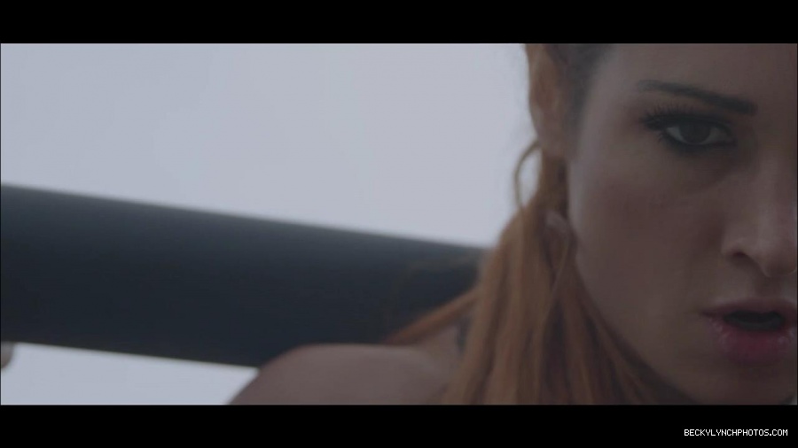 Becky_Lynch_mp4_000728100.jpg