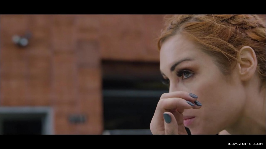 Becky_Lynch_mp4_000741700.jpg